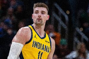 这谁顶得住？步行者板凳狂轰77分 热火替补合计30分