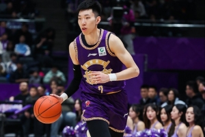 得好好练投篮了!廖三宁半场3中0&三分2中0 填满数据栏也有3失误