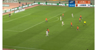 海港1-0领先泰山!杨希接李帅传中推射破门,收获职业生涯处子球