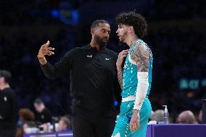 挖的坑有点大!黄蜂首节20中5&16-38落后魔术多达22分