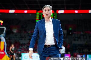 郑永刚:克里斯托弗与队伍还需要时间磨合 我们也需要时间了解他