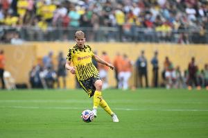 斯文松：因两个点球输球很艰难，但我们确实也表现不好