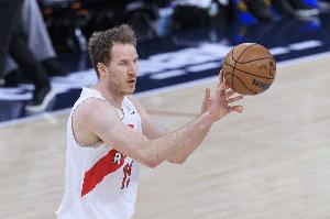 被严重针对出场受限!珀尔特尔仅出战9分钟 2投1中得2分4板1助