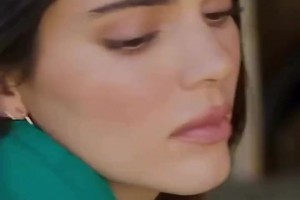 画风很滑稽！中国女篮“世界名画”细节版哈哈哈