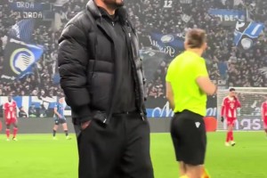 孔帕尼：那年我双手插兜，不知道什么叫做对手