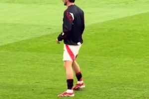 心如止水鉴常明！27岁的芒特依旧保持着少年感！