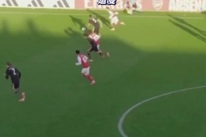 超巨潜力！15岁道曼曾在青年欧冠对拜仁上演一条龙+马赛回旋！