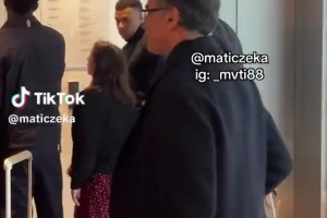 实拍：姆巴佩不知道怎么叫电梯，吕迪格和琼阿梅尼只能眼睁睁地看