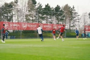 佩德罗：希望车迷们能观看比赛，我们世俱杯曾做到过赢对面三个！