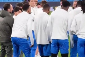 王者归来姆巴佩伤愈复出，现身伊蒂哈德参与皇马赛前合练！