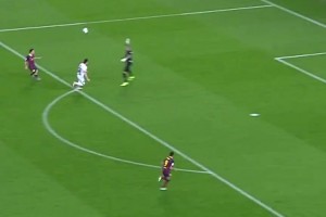 门将直接傻眼！梅西25码外吊射教科书