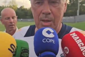 尴尬！安切洛蒂：我给贝林打电话他不接，换维尼修斯打他秒接